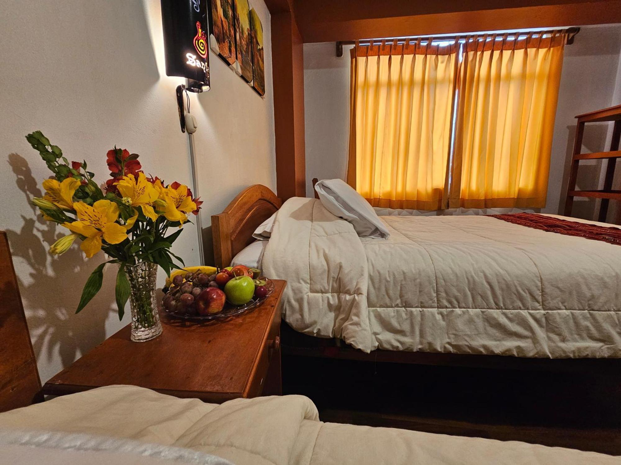 Hostal Con Vista A La Ciudad Santa Ana Cusco Exterior foto